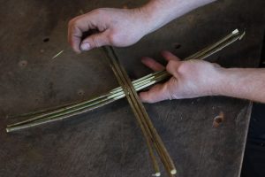 Crossed sticks
