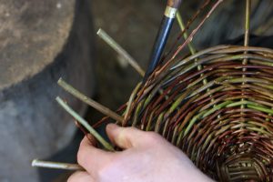 thread away trailing tip